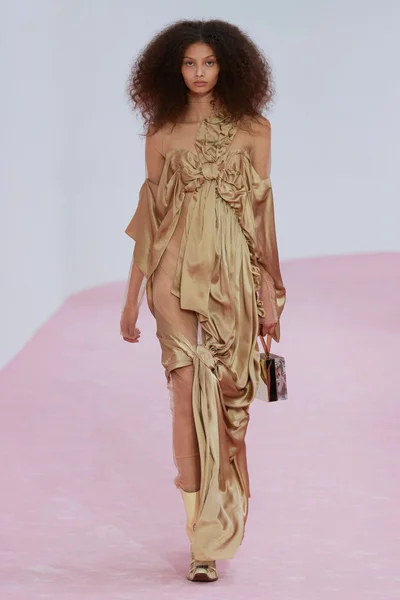 Look 29